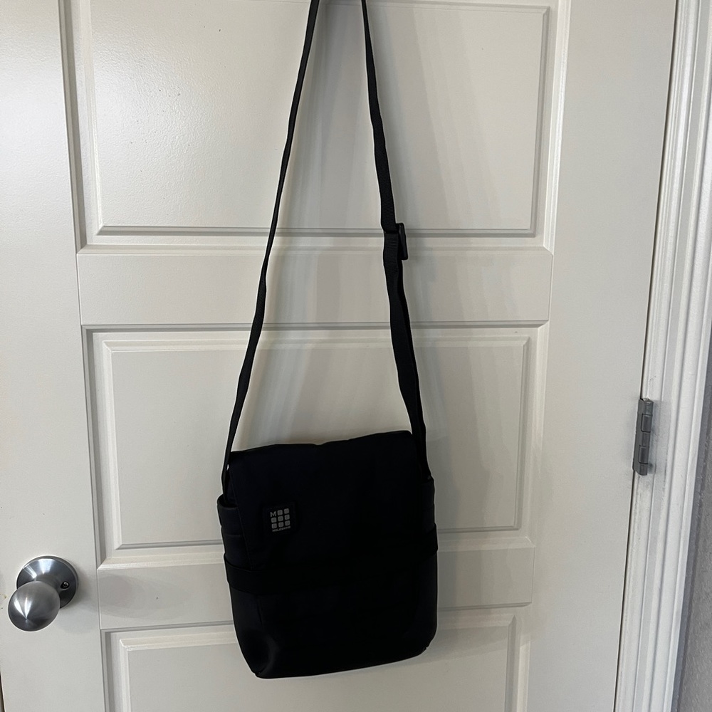Moleskine reporter bag. Black, small